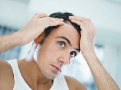 Recognize abnormal hair loss and choose a natural treatment